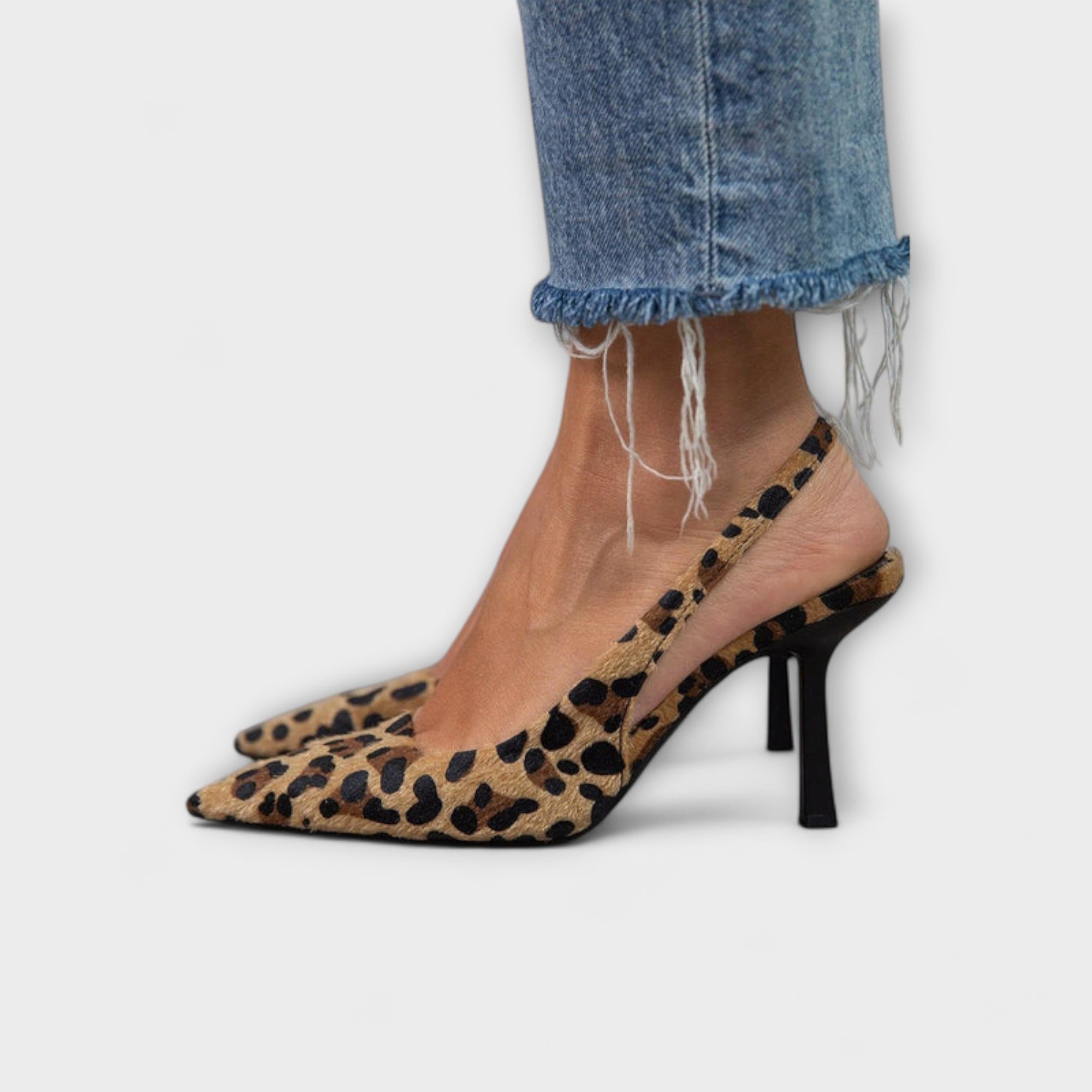 Leopard Slingback Heels – Chic Pointed Toe Slingbacks with Adjustable Strap