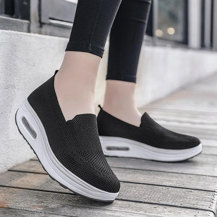 Chic Orthopedic Shoes – Women's Comfortable Walking Footwear with Breathable Mesh