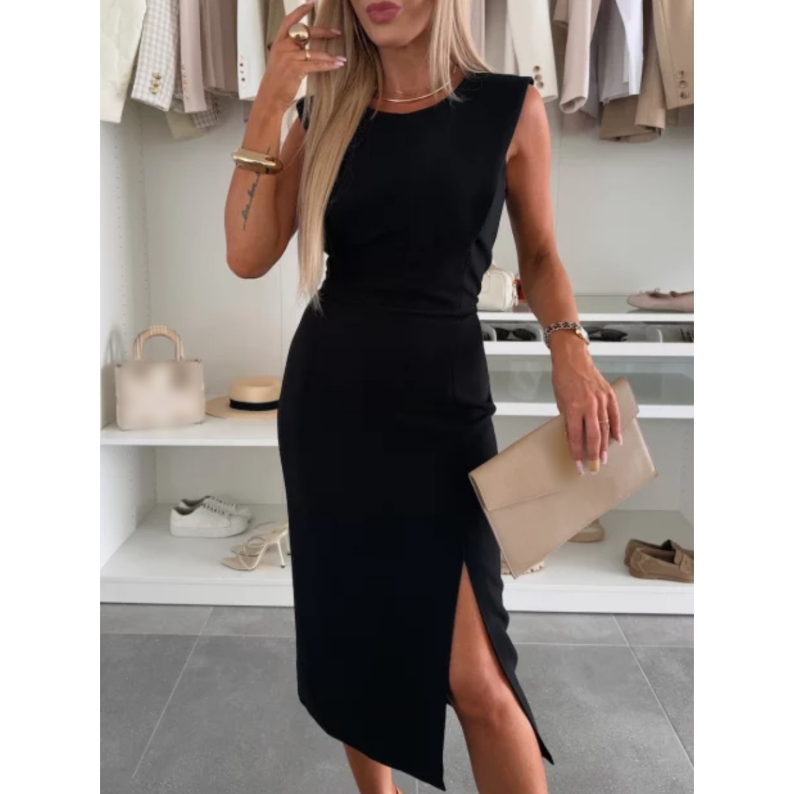 Flow Charm Slit Dress – Elegant Side Slit, Flattering Fit & Breathable Fabric