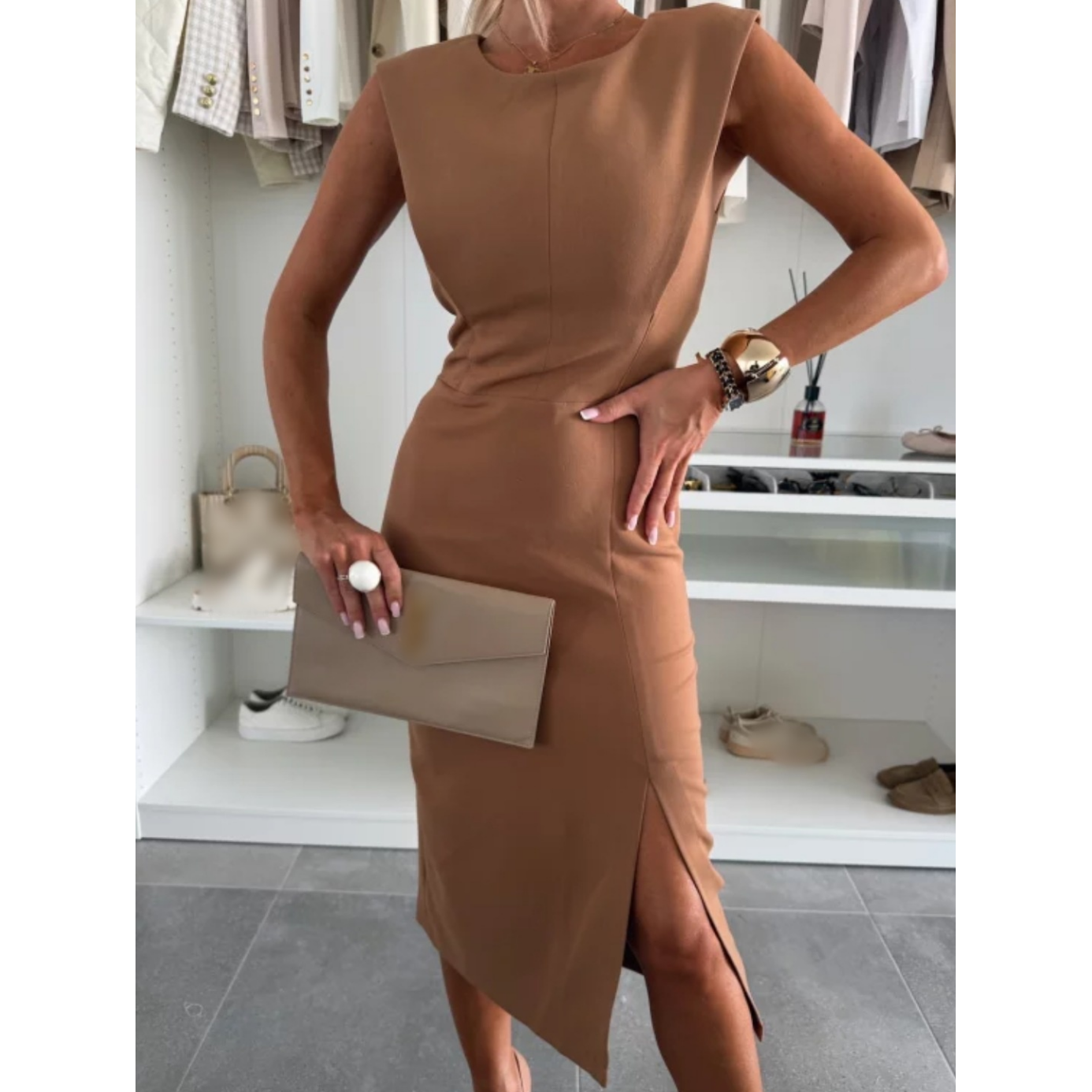 Flow Charm Slit Dress – Elegant Side Slit, Flattering Fit & Breathable Fabric